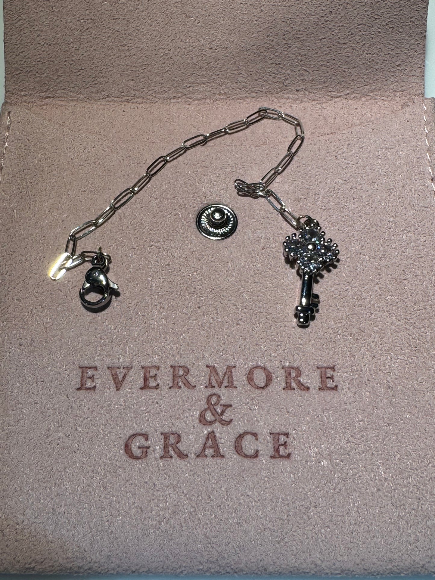 Premade purse or cup charm silver key