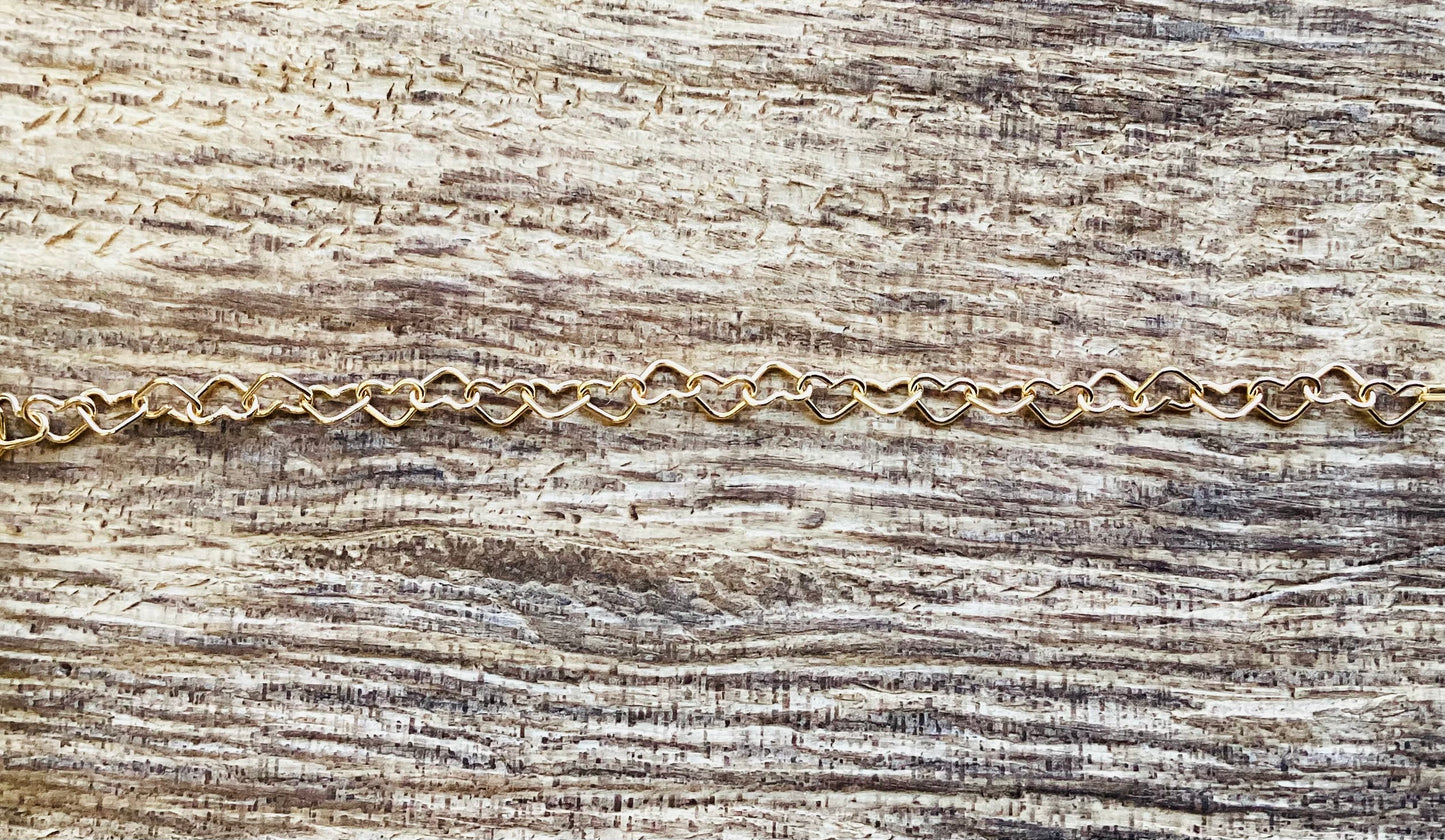 Ella, GF, Lavish Chain
