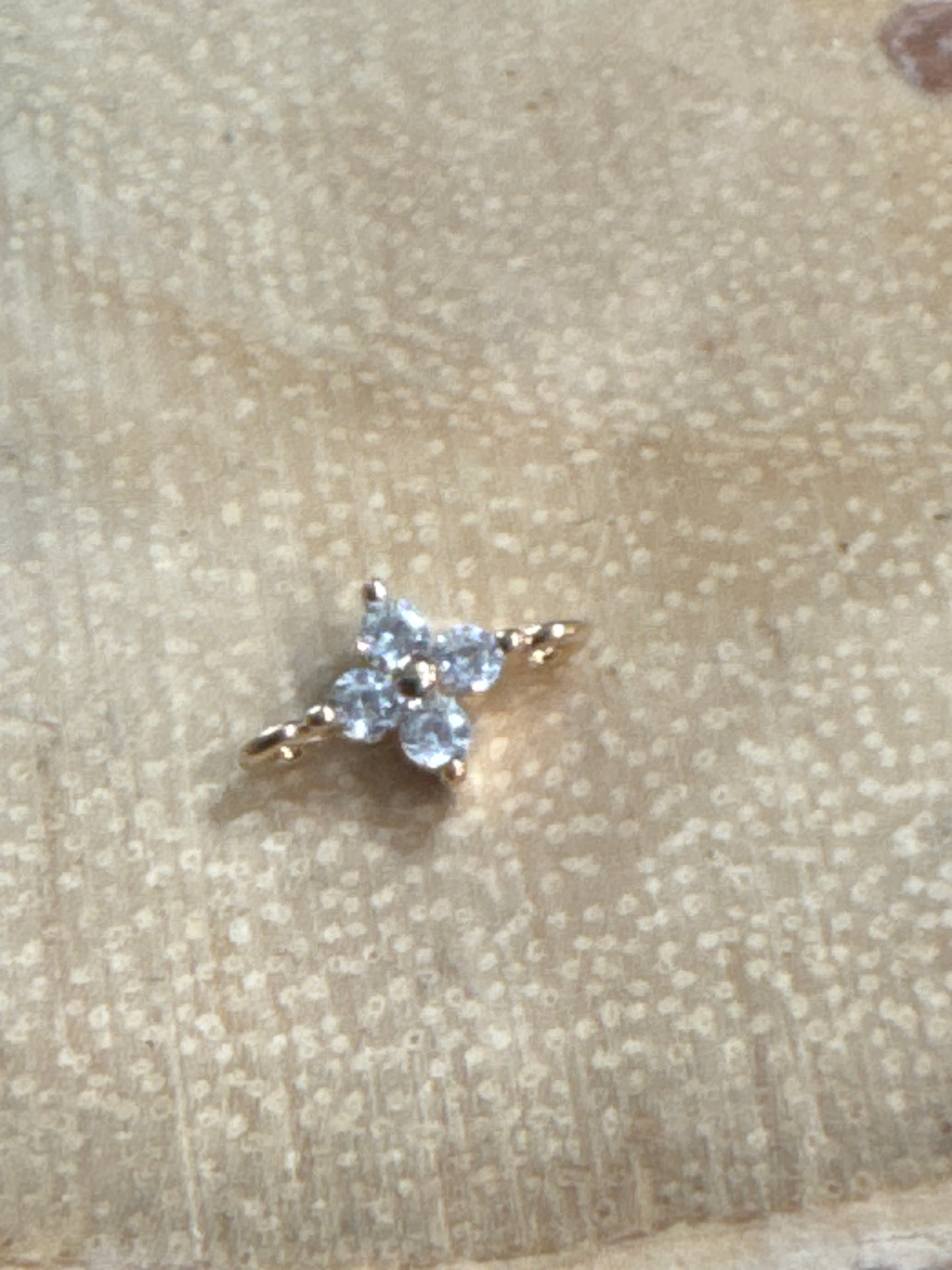 Connector, CZ Clover Tiny