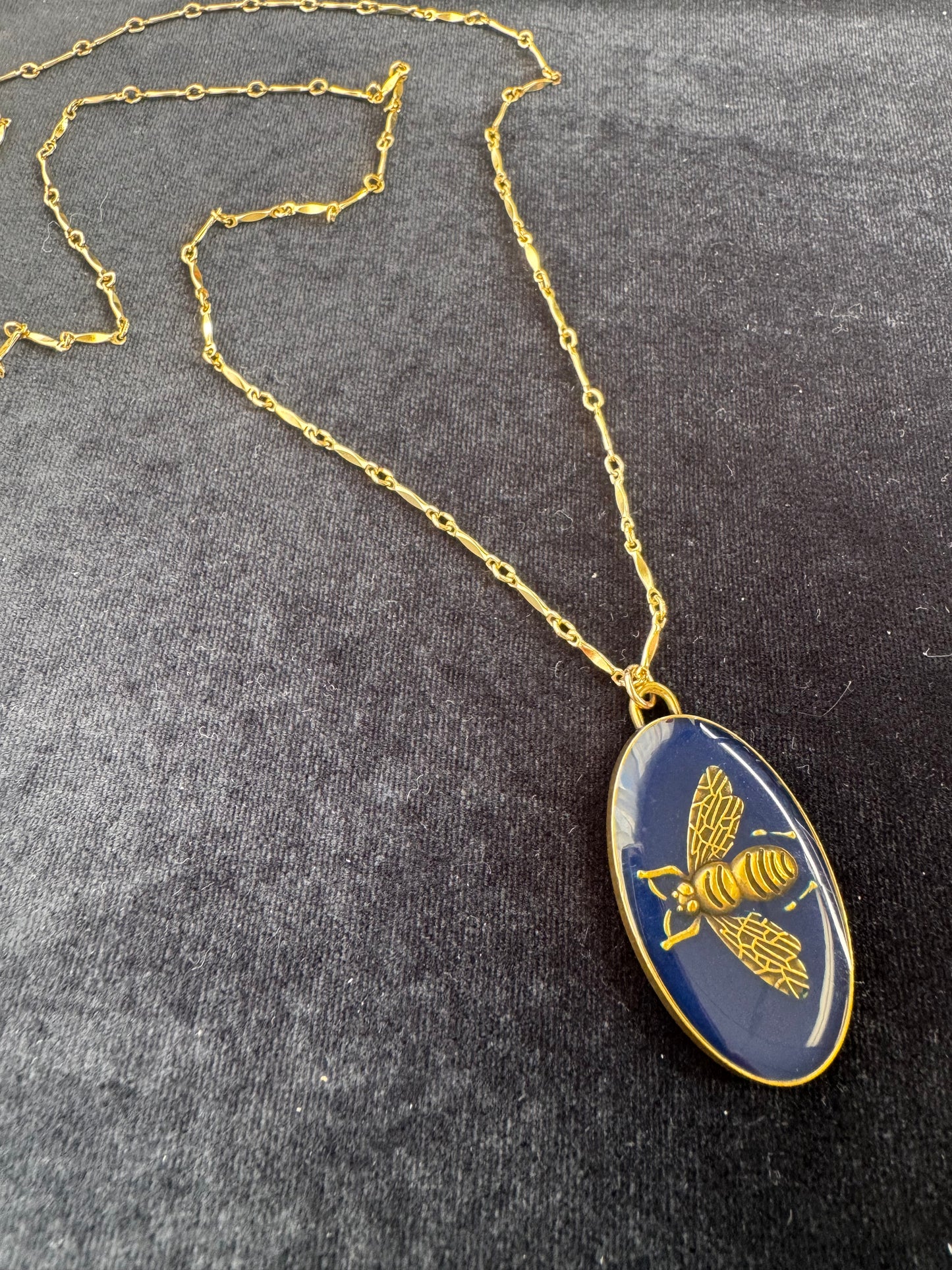Premade Necklace Brittany 14K GF with Bee Gucci Pendant