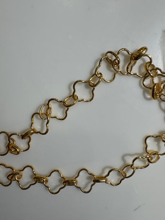 Louisa, GF, Exquisite Chain large clover with link
