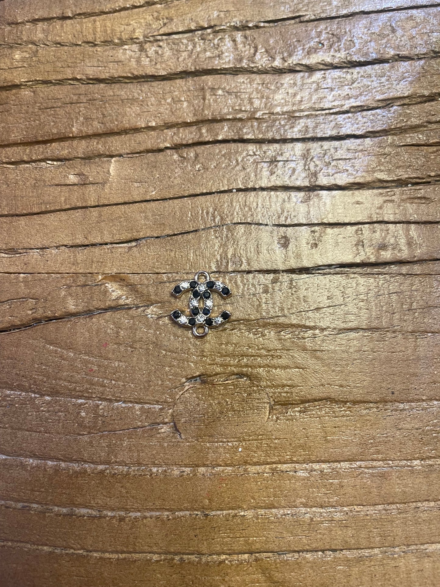 Chanel black and white connector