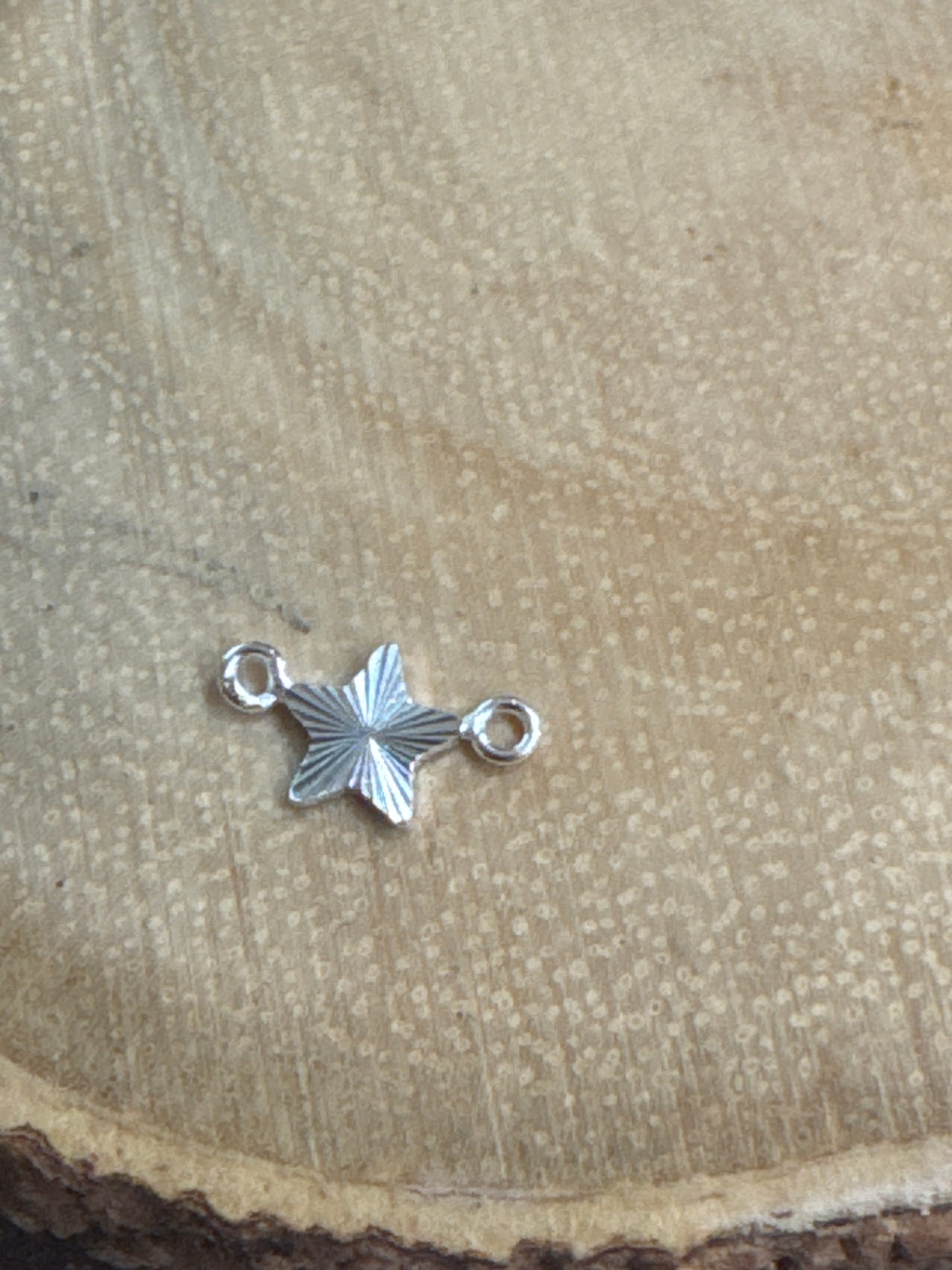 Connector, SS, Star Textured