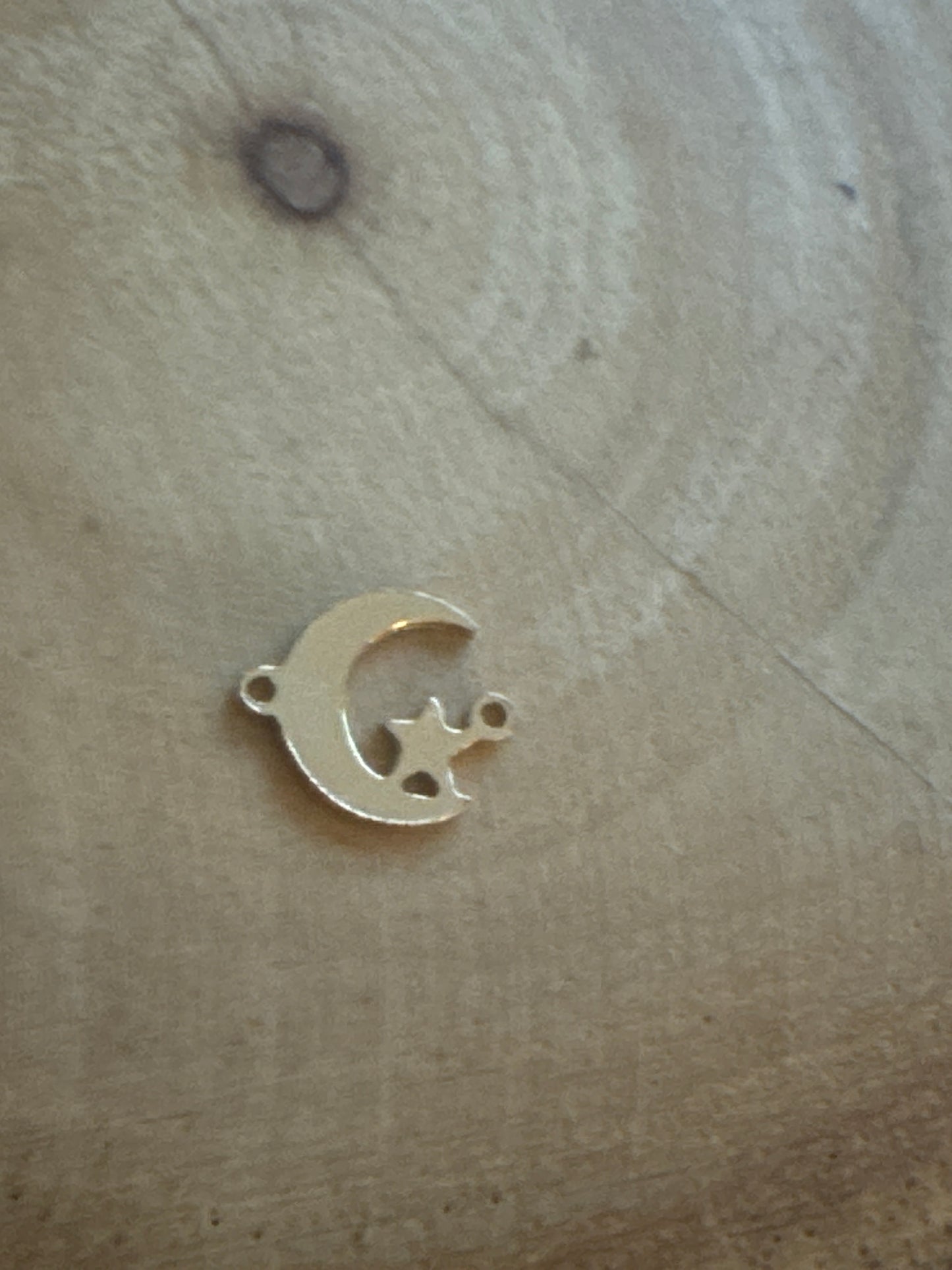 Star on Moon Gold Connector Regular