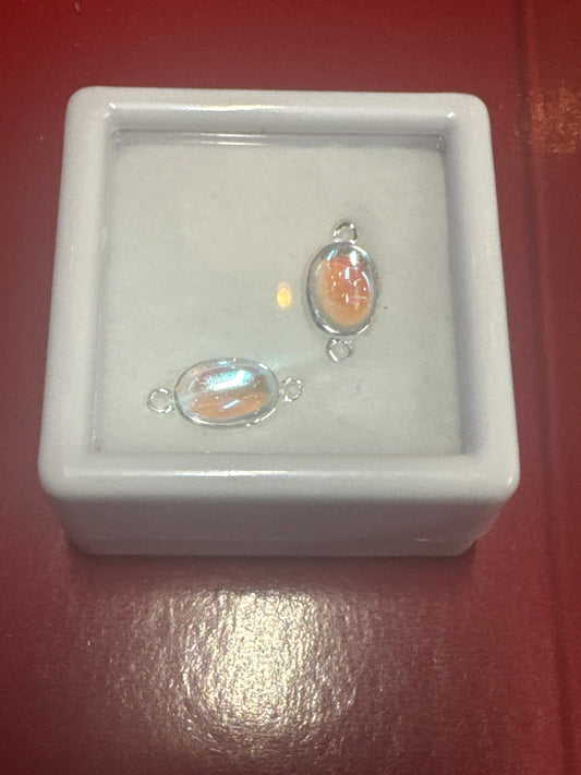 Connector, SS, Oval Iridescent