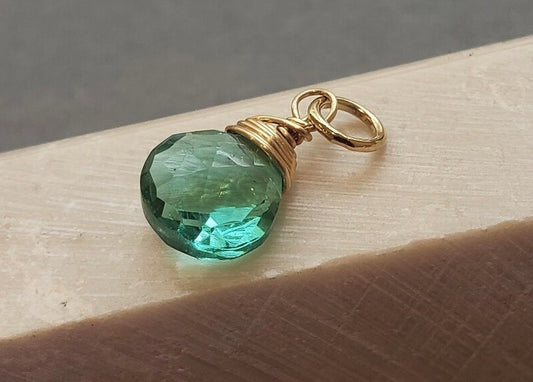 Emerald green quartz gemstone heart briolette dangle charm, may birthstone