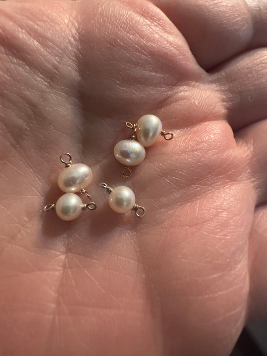 Pearl Silver Connector potato shaped